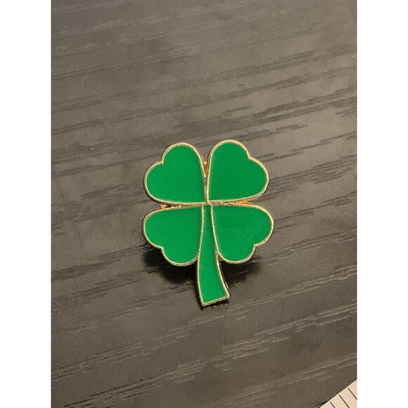 Four-Leaf Clover Green Luck oc the Irish Enamel Pin Brooch - Picture 4 of 4